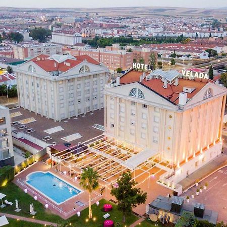 Velada Merida Bagian luar foto